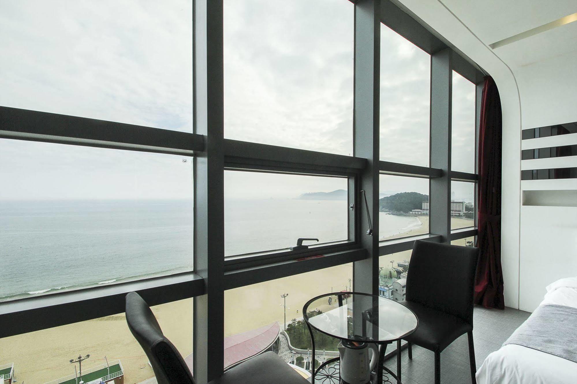 Nuri Hotel Busan Bagian luar foto