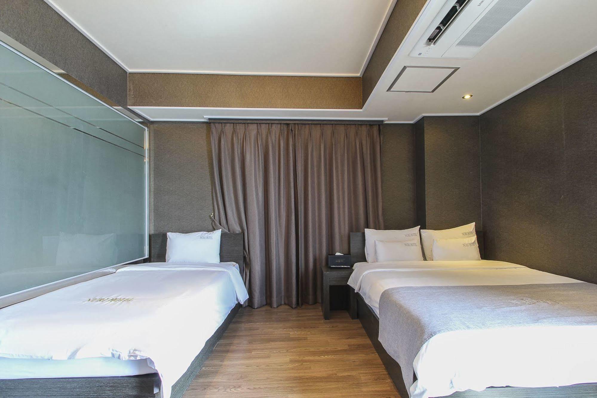 Nuri Hotel Busan Bagian luar foto