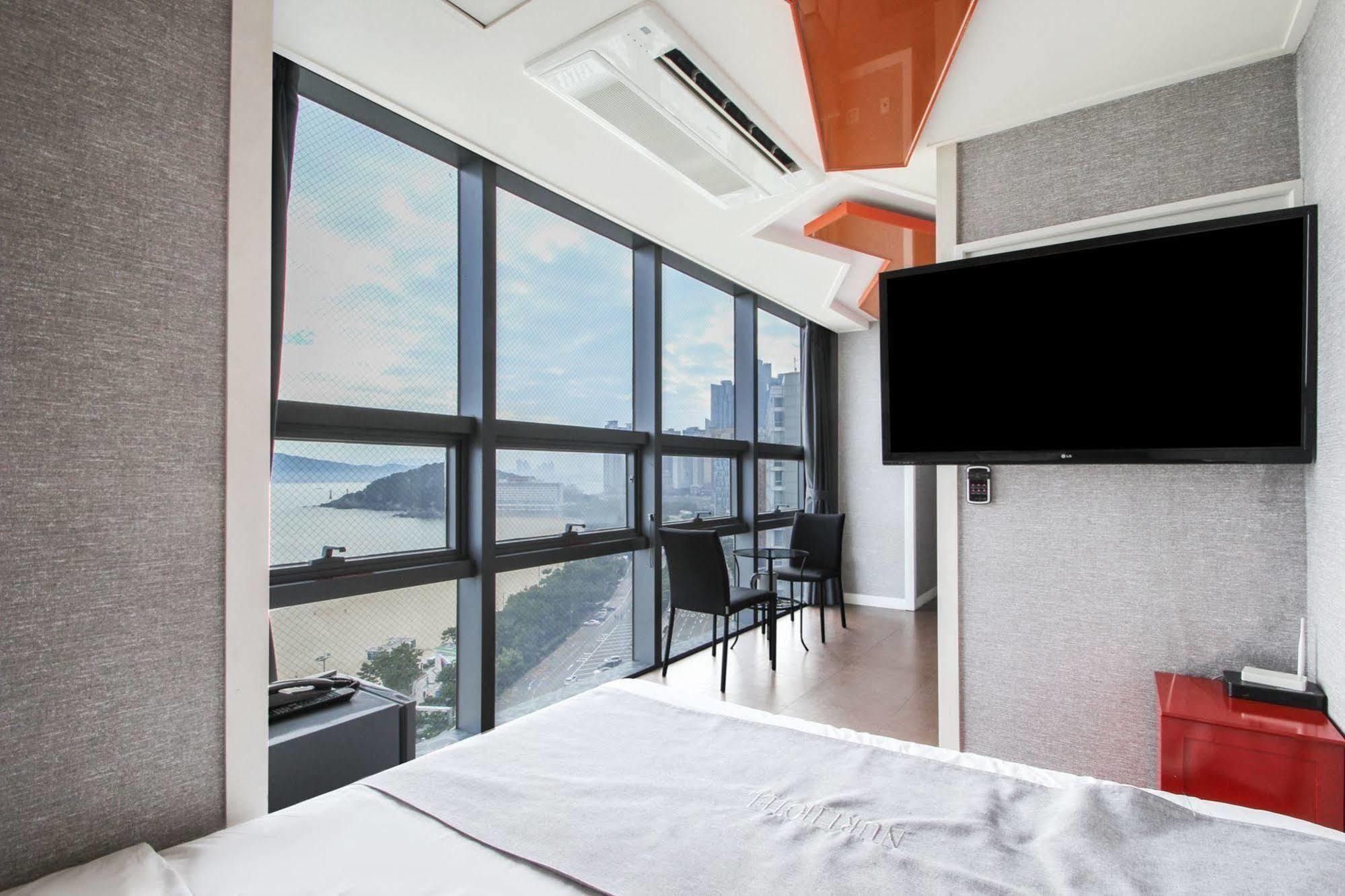 Nuri Hotel Busan Bagian luar foto