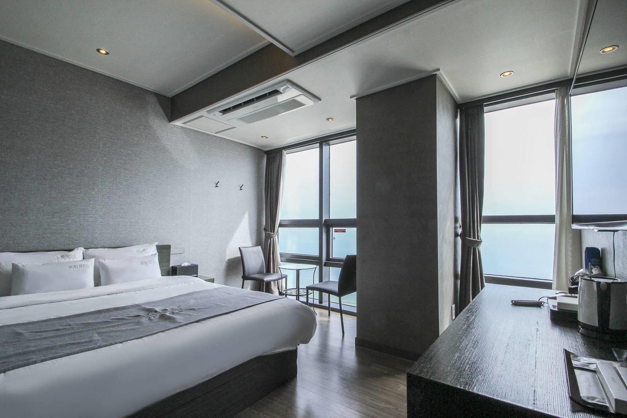 Nuri Hotel Busan Bagian luar foto