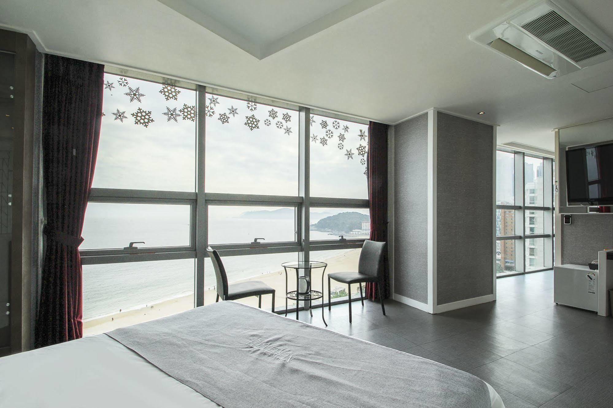 Nuri Hotel Busan Bagian luar foto