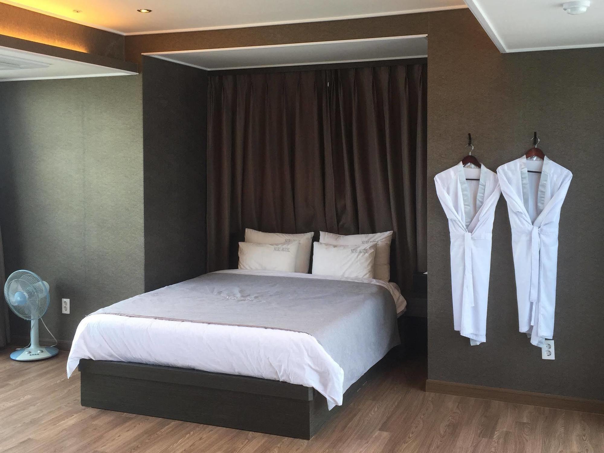 Nuri Hotel Busan Bagian luar foto
