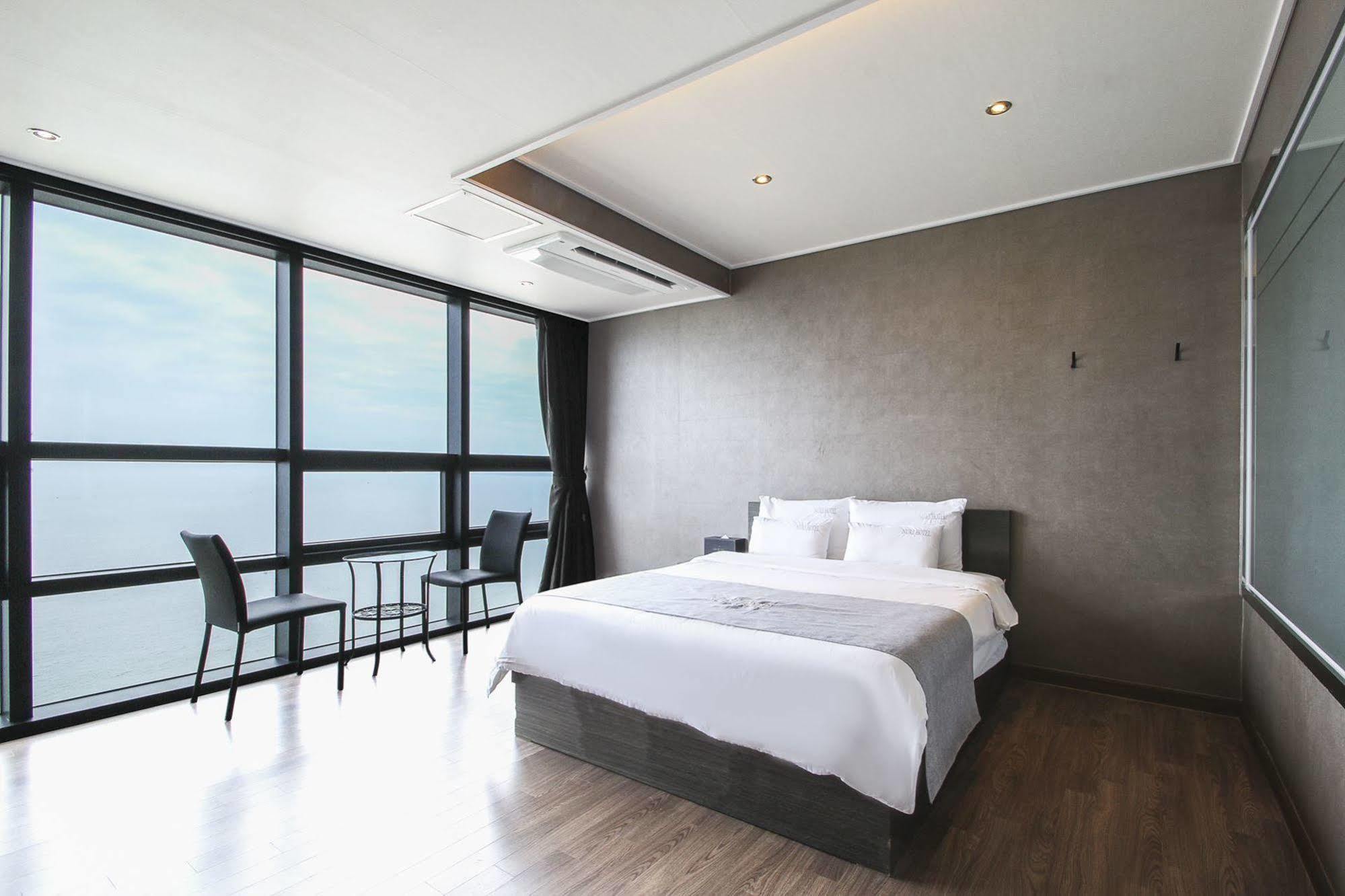 Nuri Hotel Busan Bagian luar foto