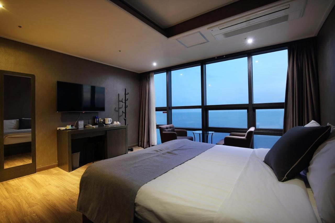 Nuri Hotel Busan Bagian luar foto