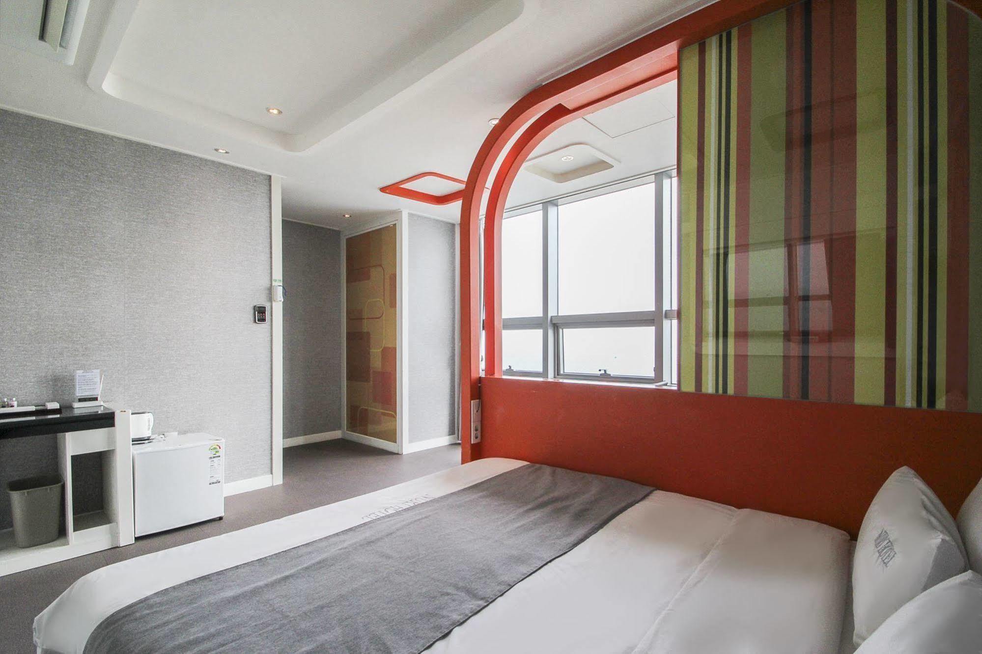 Nuri Hotel Busan Bagian luar foto