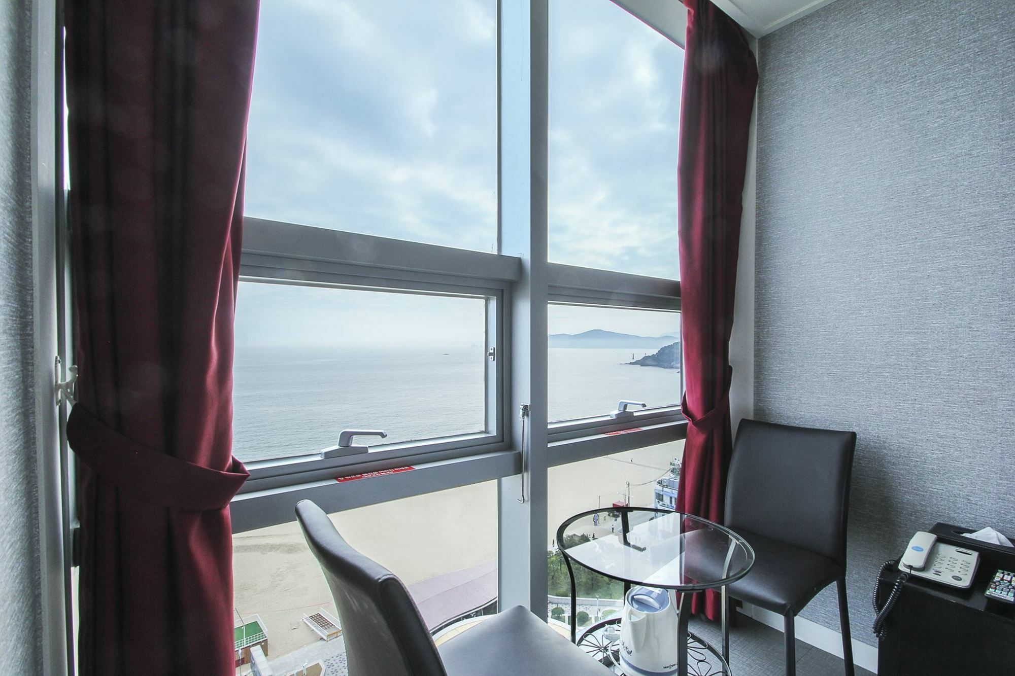 Nuri Hotel Busan Bagian luar foto